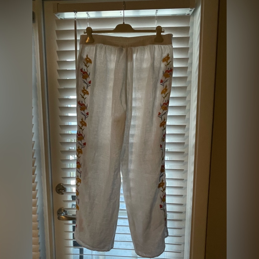 Calypso St.Barth Eyelet Flower Embroidery White Linen Pant PullOn Straight M NWT - Picture 9 of 9